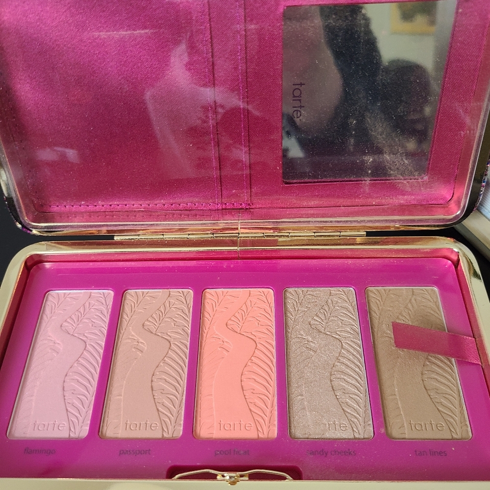 Limited Edition Tarte "Life of the Party Face Palette With Clutch Purse
